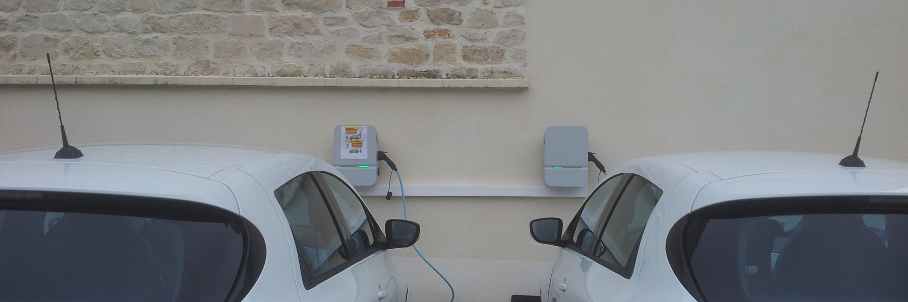 Borne de recharge véhicule électrique